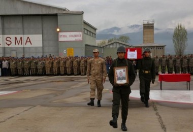 Şehit Uzman Çavuş Sefa İzbudak, memleketi Adana’ya düzenlenen törenle uğurlandı