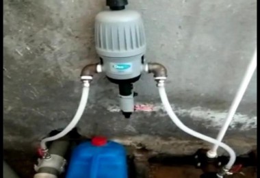 Tatvan'daki Bazı Köylere Sıvı Klorlama Cihazı Takıldı