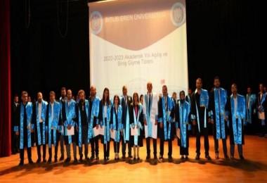BEÜ’de Akademik Yılı Açılış ve Biniş Giyme Töreni Yapıldı