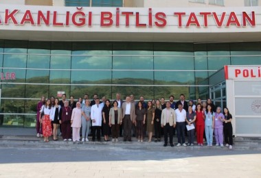 Tatvan Devlet Hastanesi ‘Anne Dostu Hastane’ Ünvanını Aldı