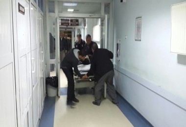 Tatvan’da meydana gelen trafik kazasında 2 kişi yaralandı