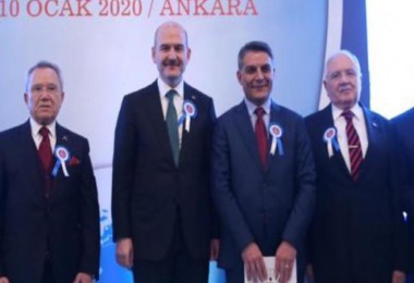 Kaymakam Özkan'a ‘Yılın İdarecisi’ ödülü verildi