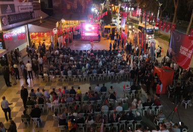 Tatvan’da ‘15 Temmuz Demokrasi ve Milli Birlik Günü’ programı düzenlendi