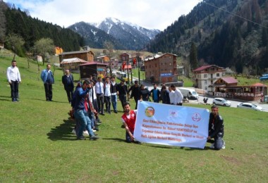 Hizanlı gençler için Karadeniz Bölgesi gezisi düzenlendi