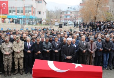 Şehit Polis Memuru, Memleketi Bitlis'te Son Yolculuğuna Uğurlandı