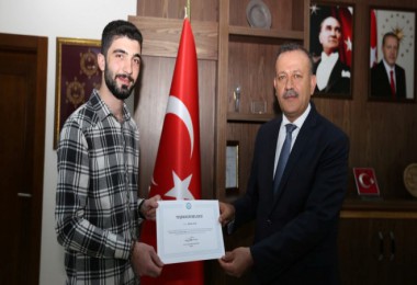 Ulaştırmada Sıfır Emisyona Doğru İdeathon Birincilik Ödülü BEÜ’ne Verildi