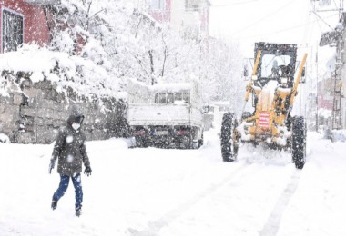 Tatvan’daki Okullar Çarşamba Günü Tatil Edildi