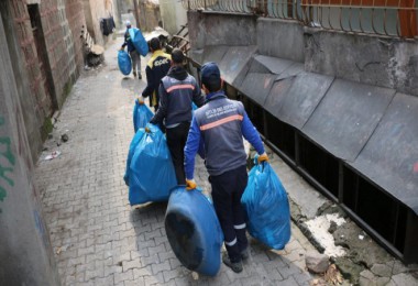 Bitlis Belediyesi Kent Genelindeki Temizlik Çalışmaları Hız Kesmeden Devam ediyor