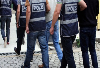 Bitlis Merkezli FETÖ/PDY Operasyonunda 17 Şüpheli Gözaltına Alındı