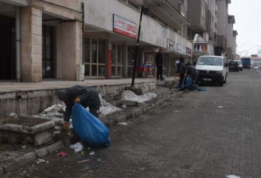Bitlis Belediyesi Bahar Temizliğine Başladı