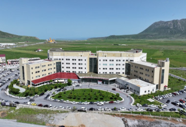 Tatvan Devlet Hastanesi’nde Çocuk Yoğun Bakım Servisi Hizmete Açıldı