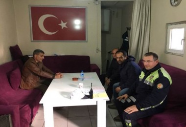 Tatvan Kaymakamı Mehmet Ali Özkan güvenlik noktasını ziyaret etti
