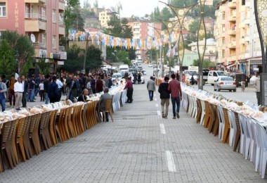 Hizan’da 1500 kişilik iftar programı düzenlendi