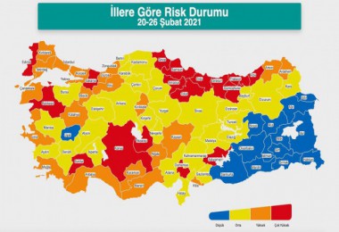 Düşük ve Orta Riskli İllerde Hafta Sonu Sokağa Çıkma Yasağı Kalktı