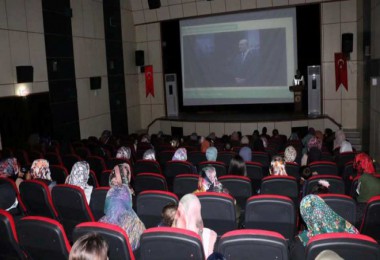 Hizan’da ‘En İyi Narkotik Polisi Anne’ Eğitim Semineri Verildi