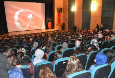 Tatvan’da 10 Kasım Atatürk’ü Anma Programı düzenlendi