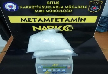 Bitlis’te 1 kilo 888 gram uyuşturucu madde ele geçirildi