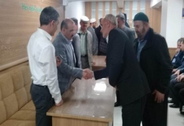 Vali Ustaoğlu ile Kaymakam Özkan Tatvan'da taziye ziyaretinde bulundu
