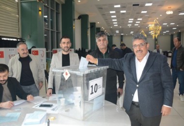 TATSO Seçimlerinde Bilal Adabağ’ın Turkuaz Listesi Tüm Gruplarda Kazandı