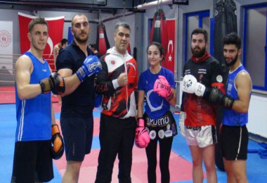 Bitlisli Sporcular Muay Thai Türkiye Şampiyonasına Katılacak