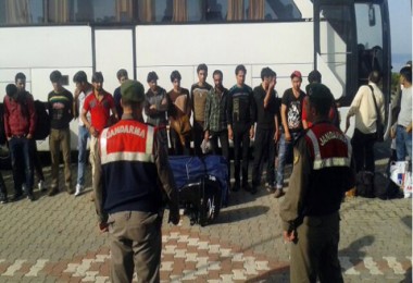 Bitlis'te 82 kaçak şahıs yakalandı