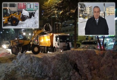 Tatvan’da karlar kamyonlarla ilçe dışına taşınıyor