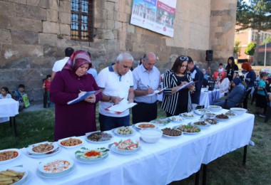 Bitlis’te bayanlar jüriyi zorladı