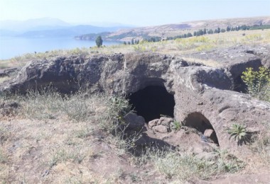 Tatvan antik kentindeki tarih gün yüzüne çıkıyor