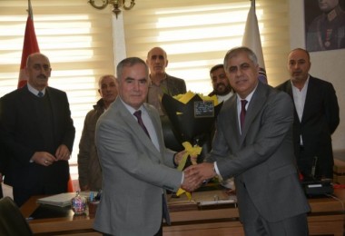 Esnaf ve Sanatkarlar Odası Başkanı Hasan Sönmez Göreve Başladı