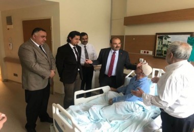 Vali Ustaoğlu, Tatvan Devlet Hastanesi'ni ziyaret etti
