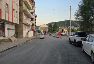 Tatvan’da Asfalt Çalışmaları Hız Kazandı