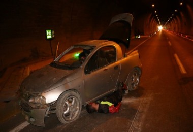 Bitlis'te Tünel İçinde Trafik Kazası Tatbikatı Yapıldı