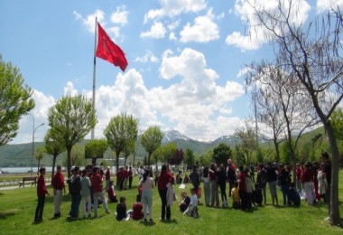 Tatvan’da 'Çevre Haftası' Etkinliği Düzenlendi
