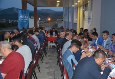 ASKON tarafından Tatvan’da iftar yemeği düzenlendi