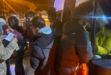 Bitlis’te Göçmen Kaçakçılığına 11 Gözaltı