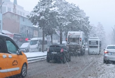 Nisan Ayında Kar Yağışı Etkili Oldu